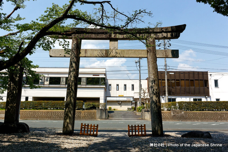 表鳥居