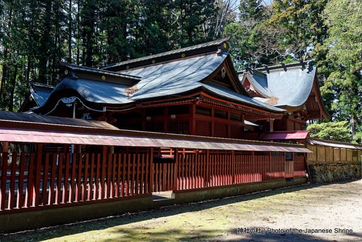 八槻都々古別神社