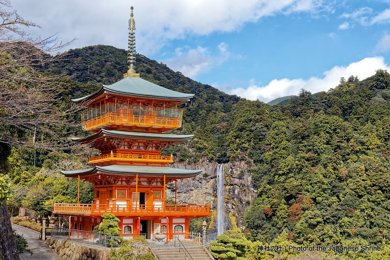 三重塔